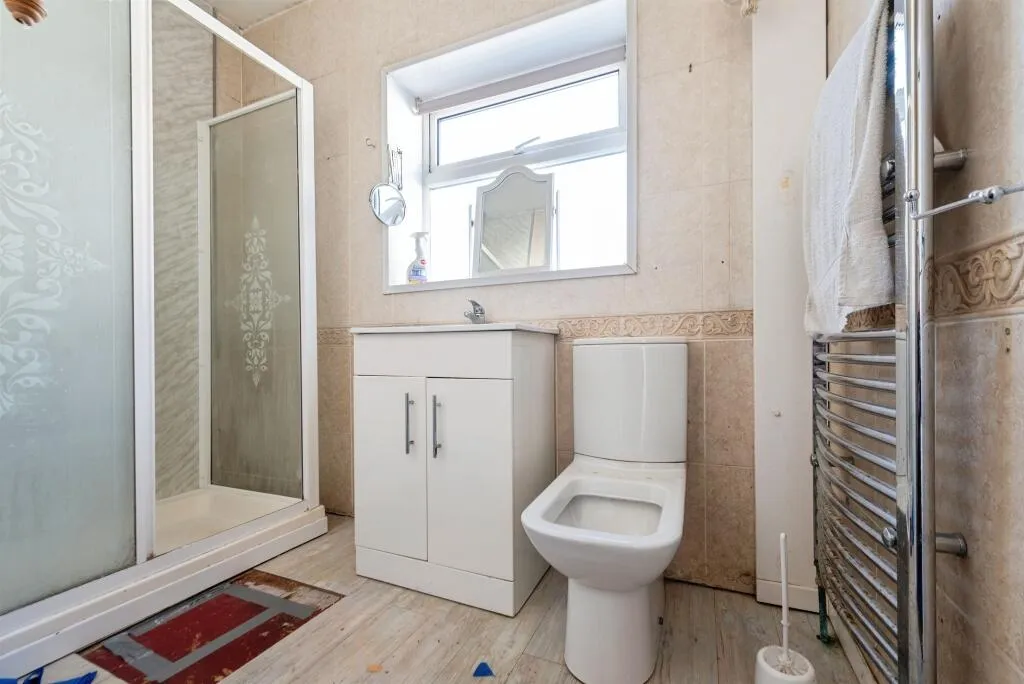 2 bed Semi-Detached Bungalow