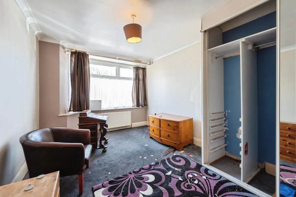 2 bed Semi-Detached Bungalow