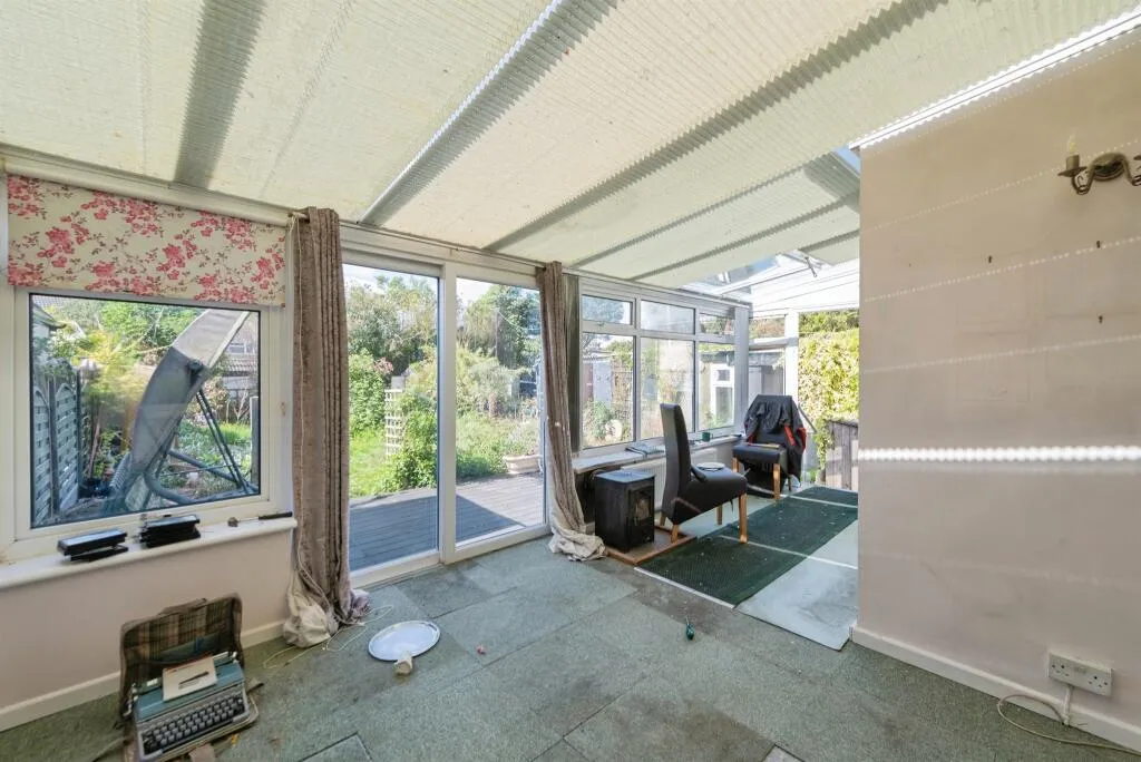 2 bed Semi-Detached Bungalow