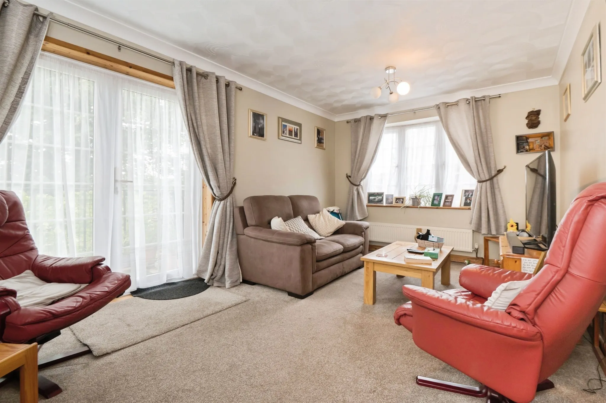 3 bed Detached Bungalow