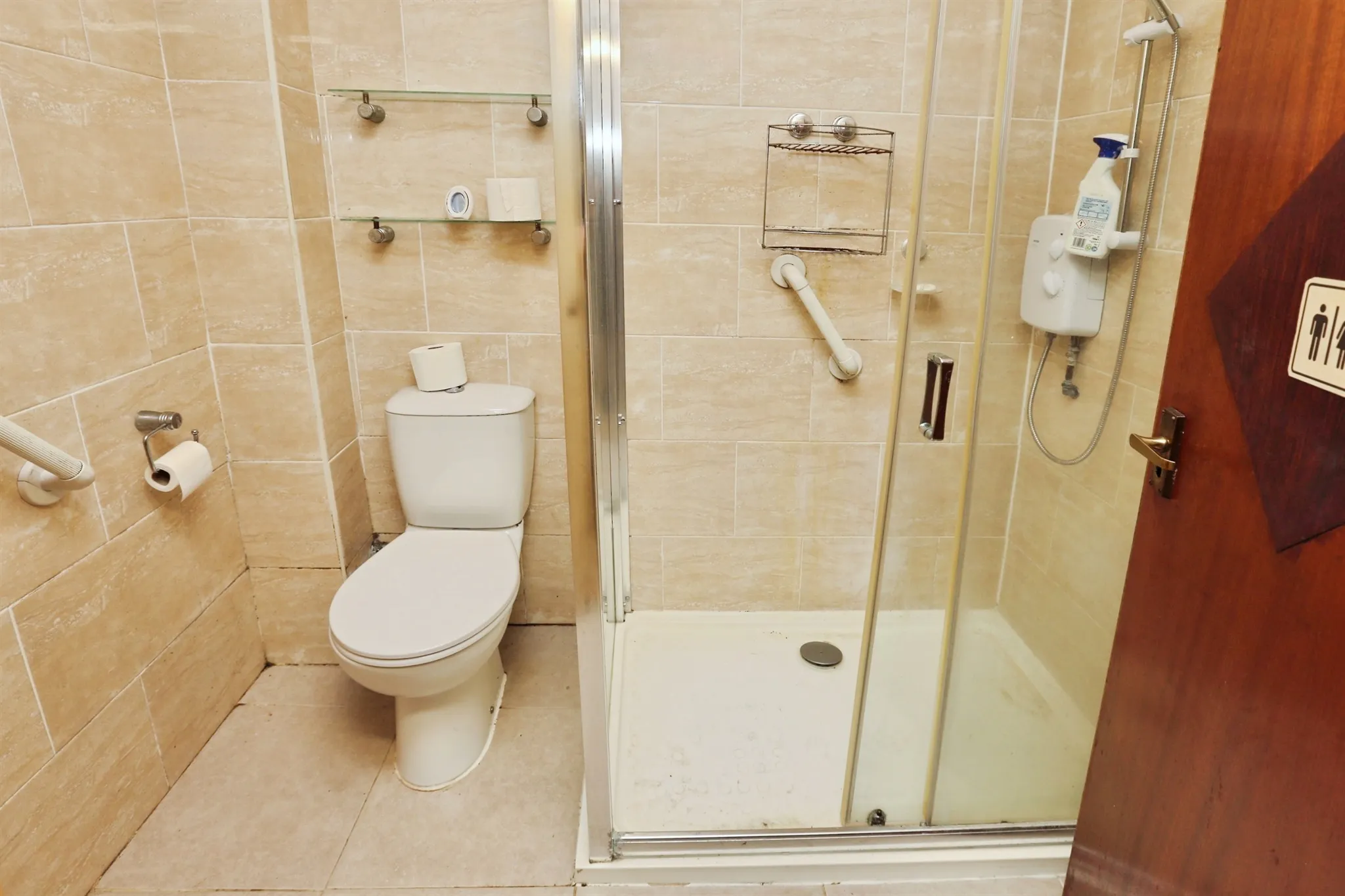 1 bed Ground Flat