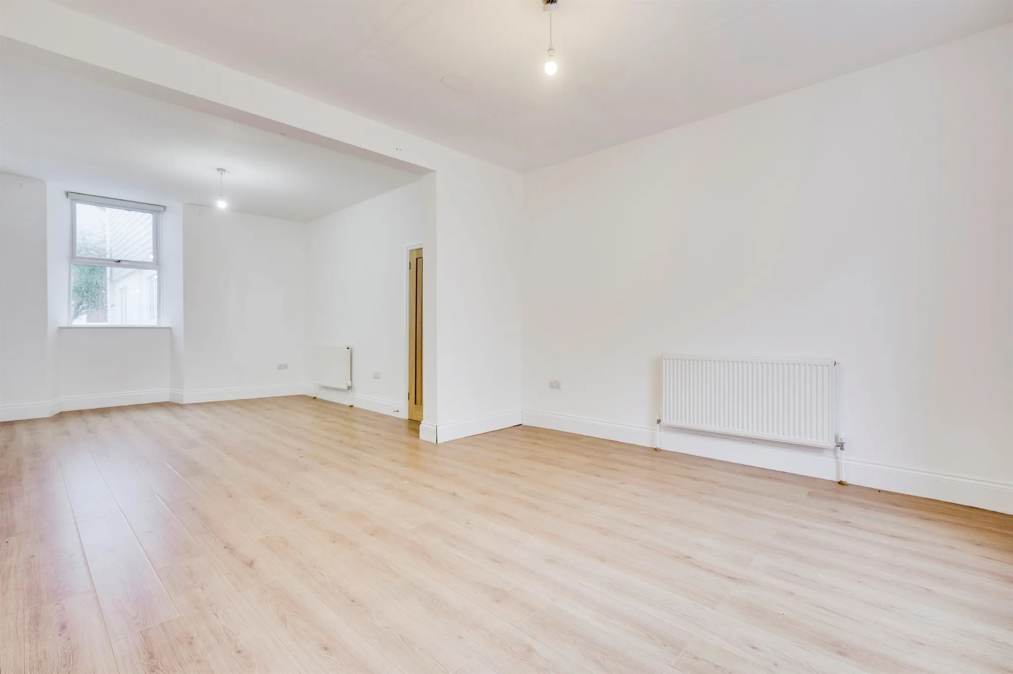 4 bed Terraced