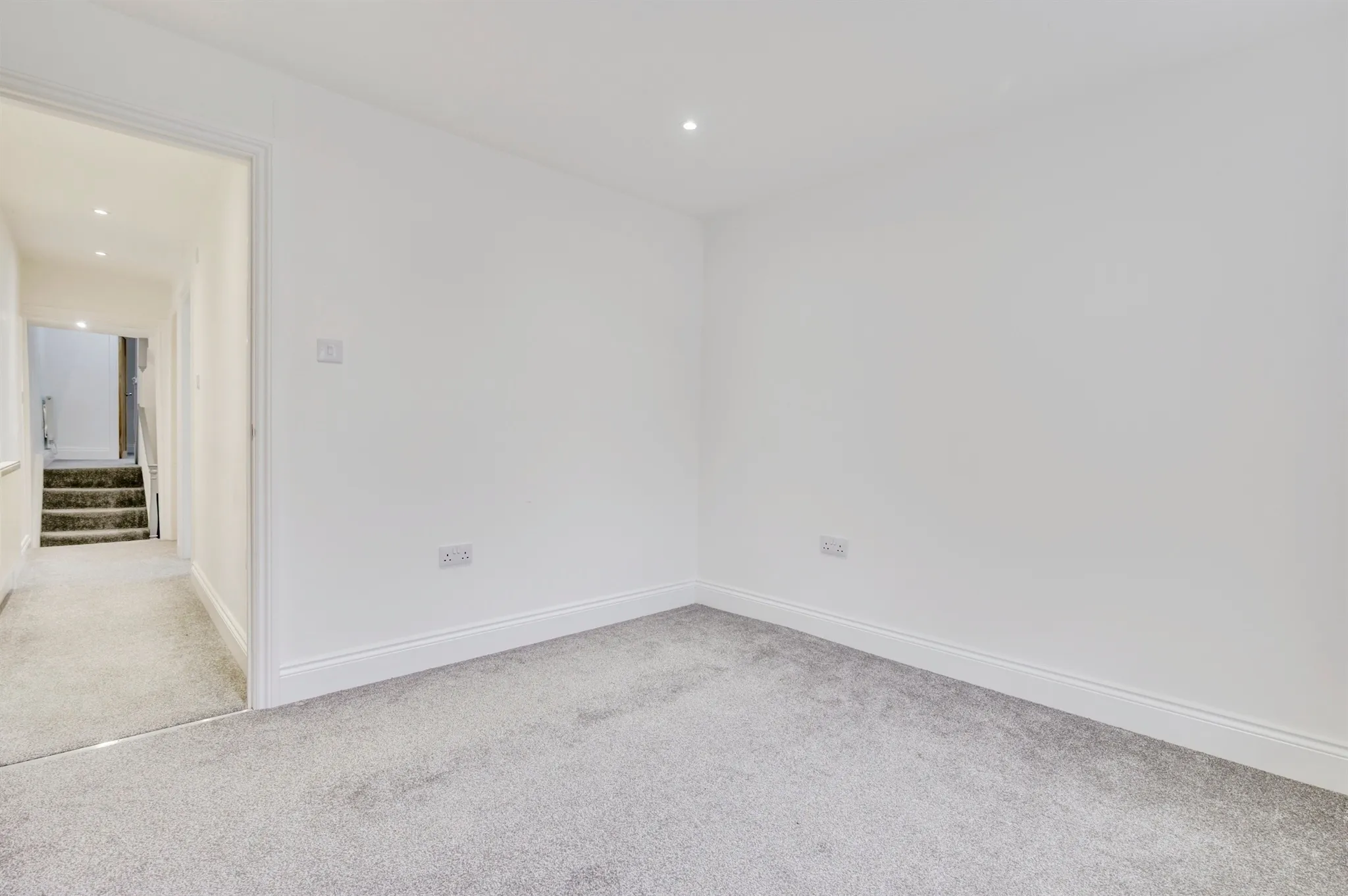 4 bed Terraced