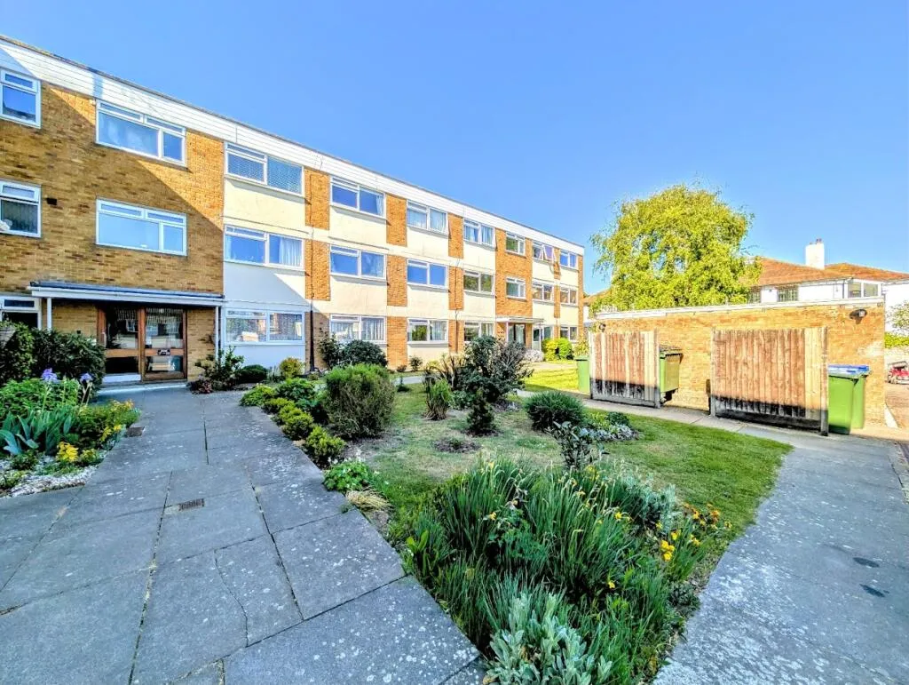 2 bed Apartment