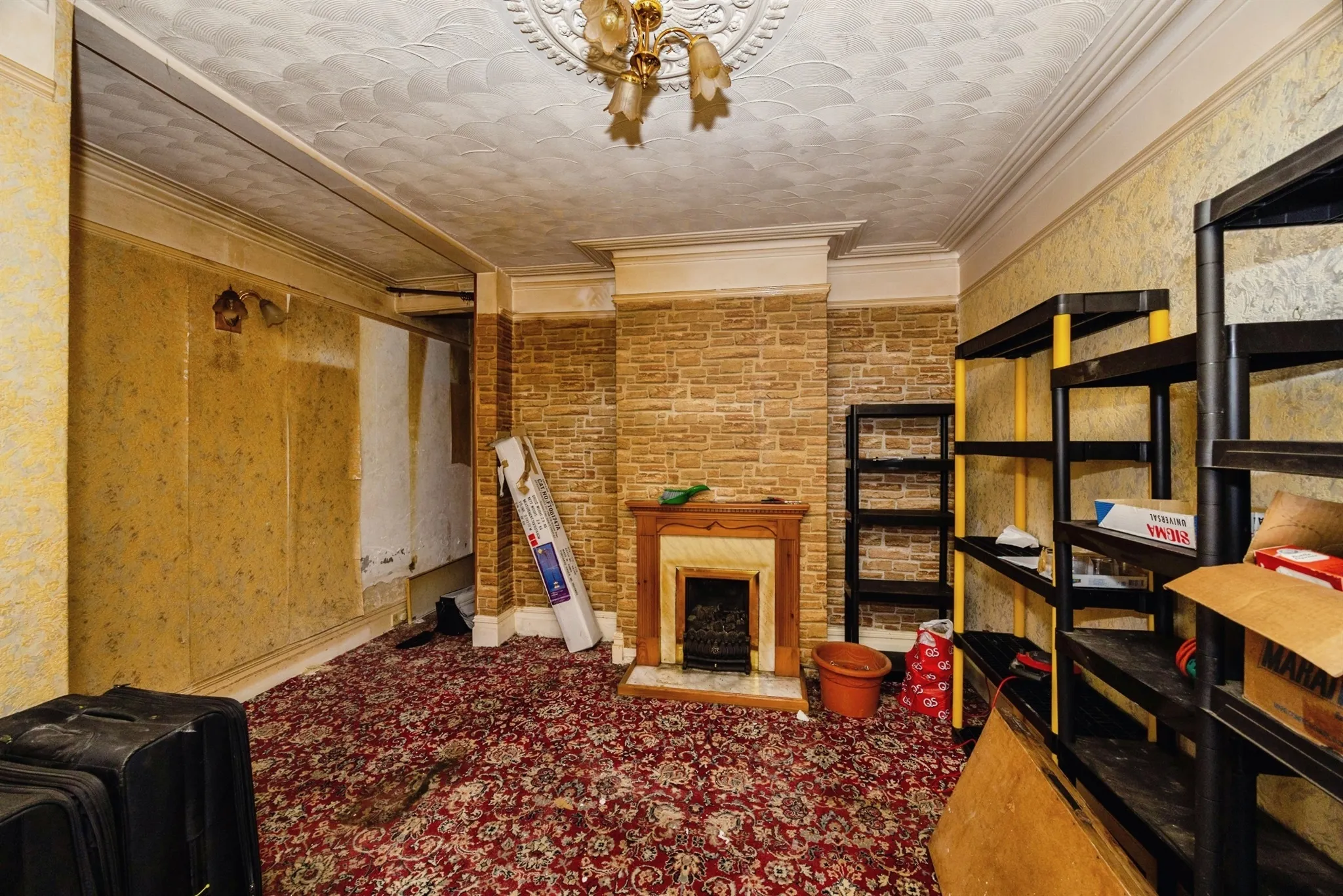 2 bed End of Terrace