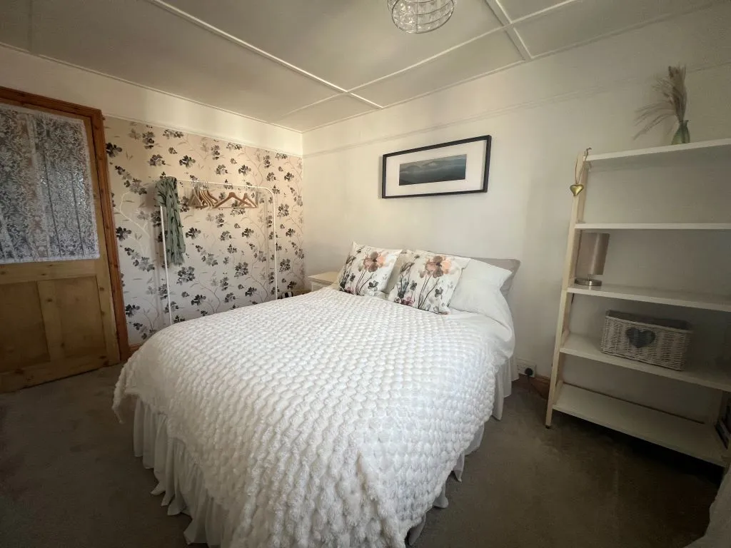 3 bed Semi-Detached