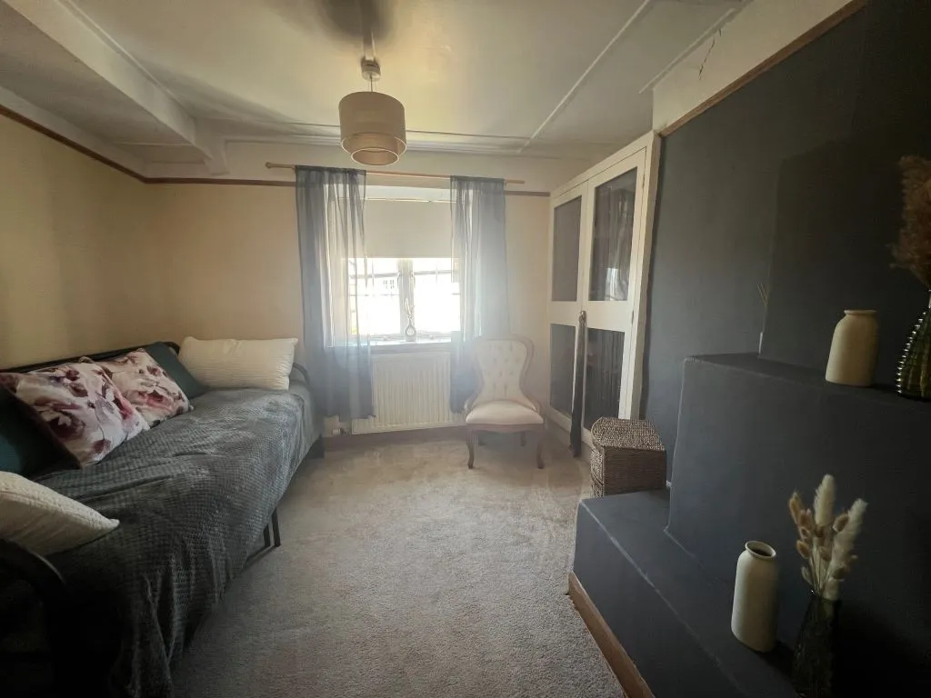 3 bed Semi-Detached