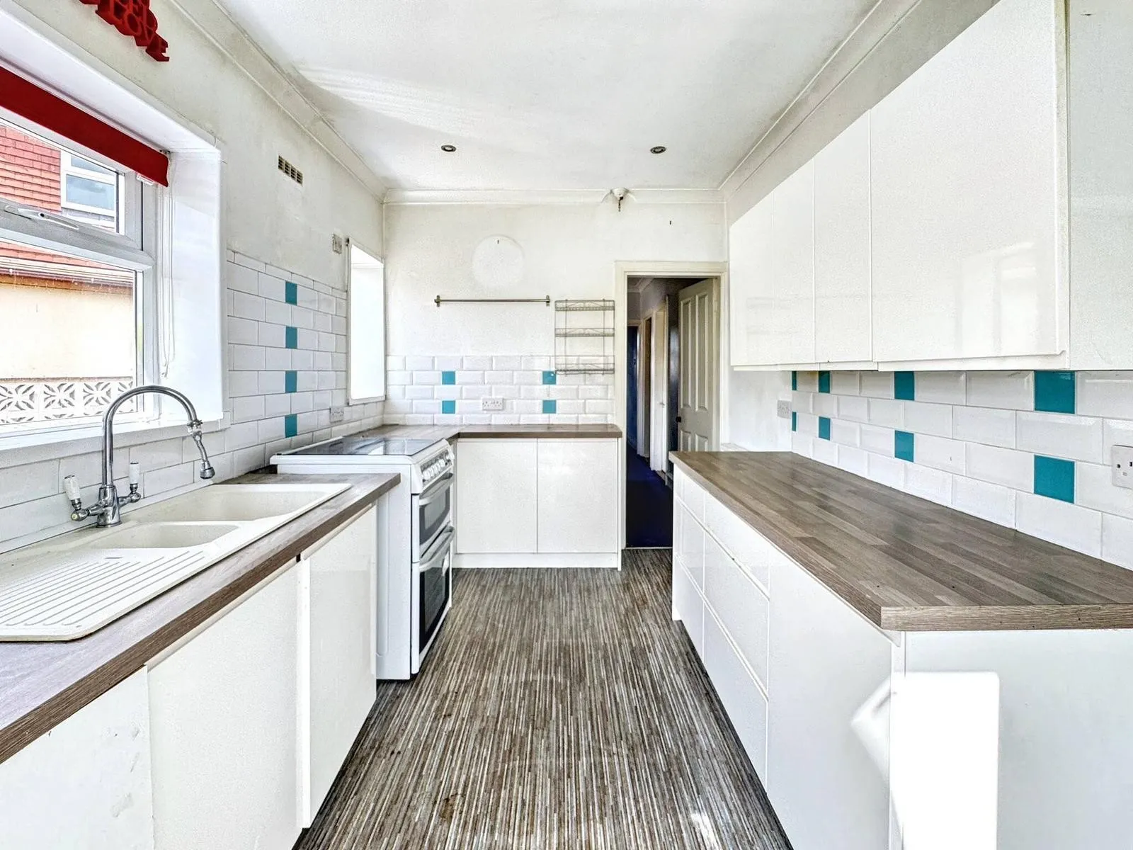 2 bed Semi-Detached Bungalow