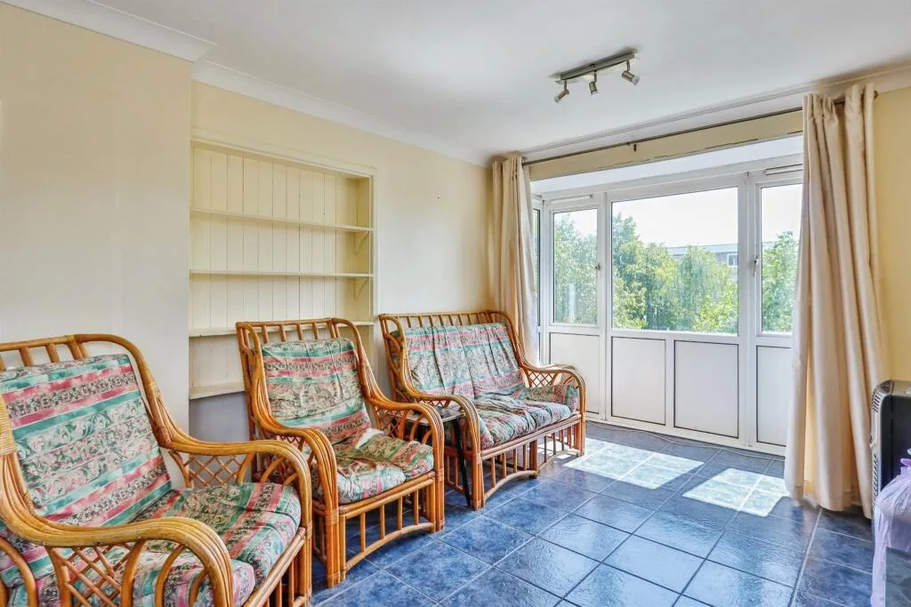 1 bed Apartment
