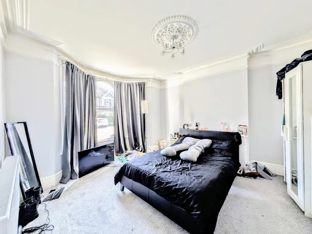2 bed Ground Flat
