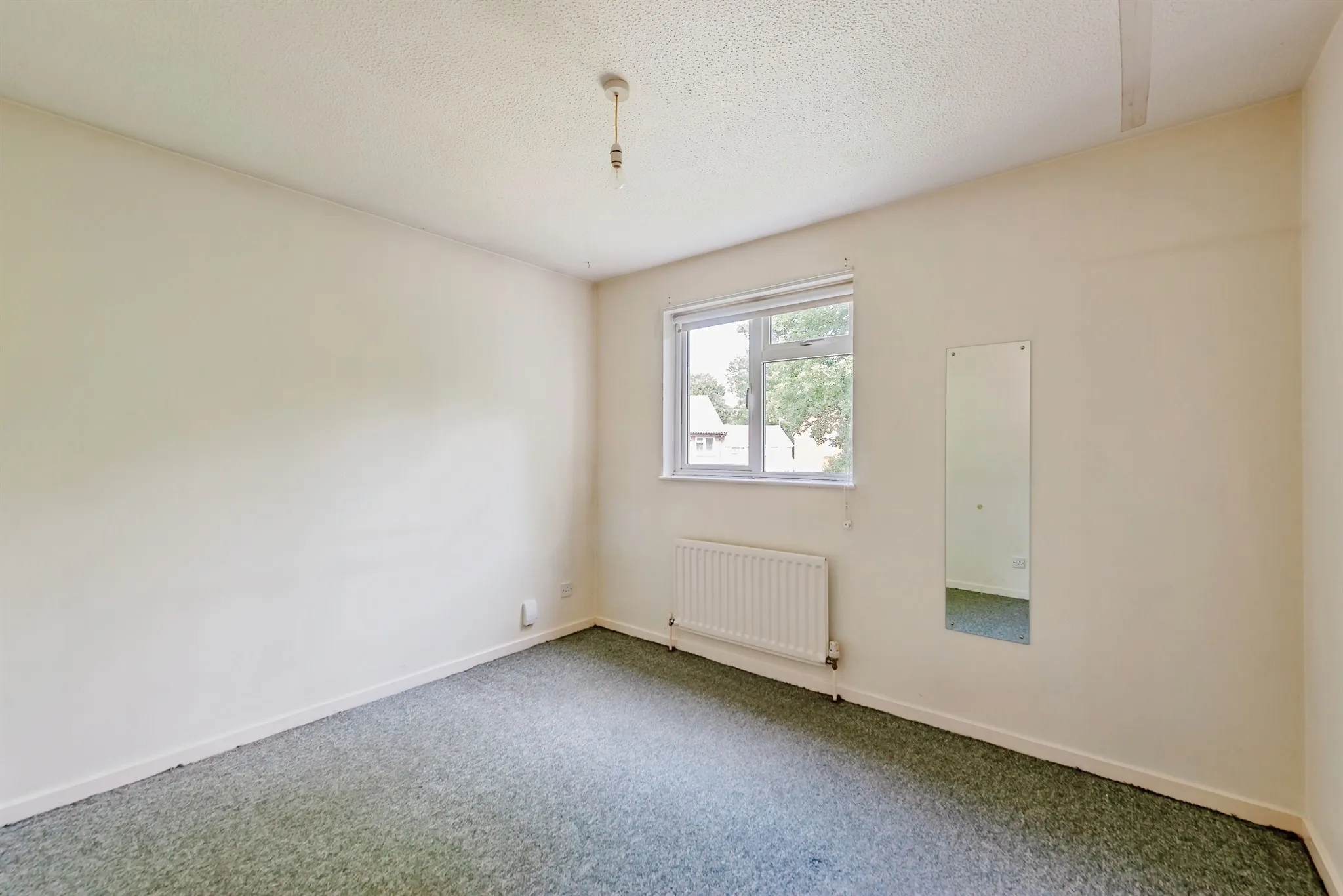 4 bed Detached