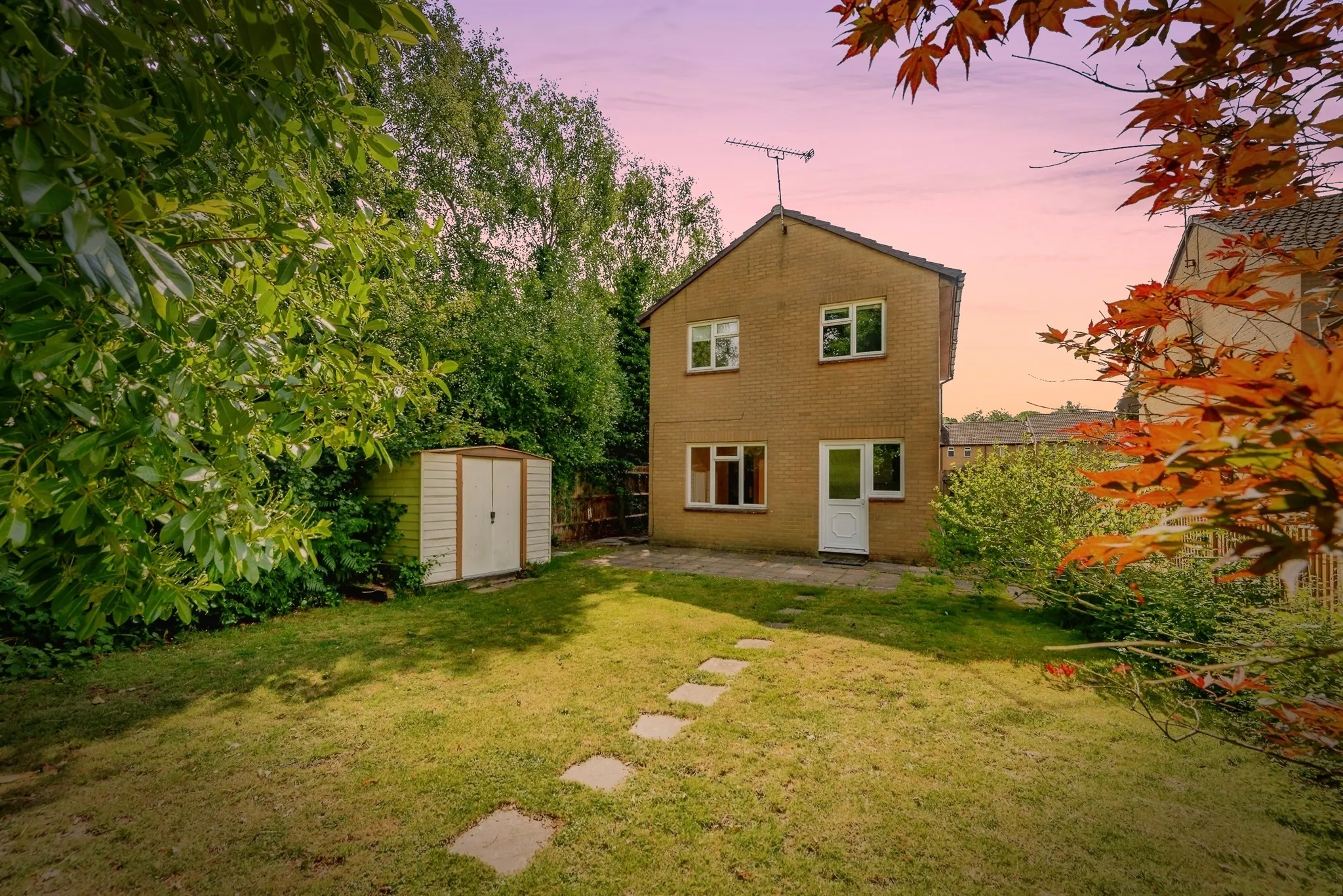4 bed Detached
