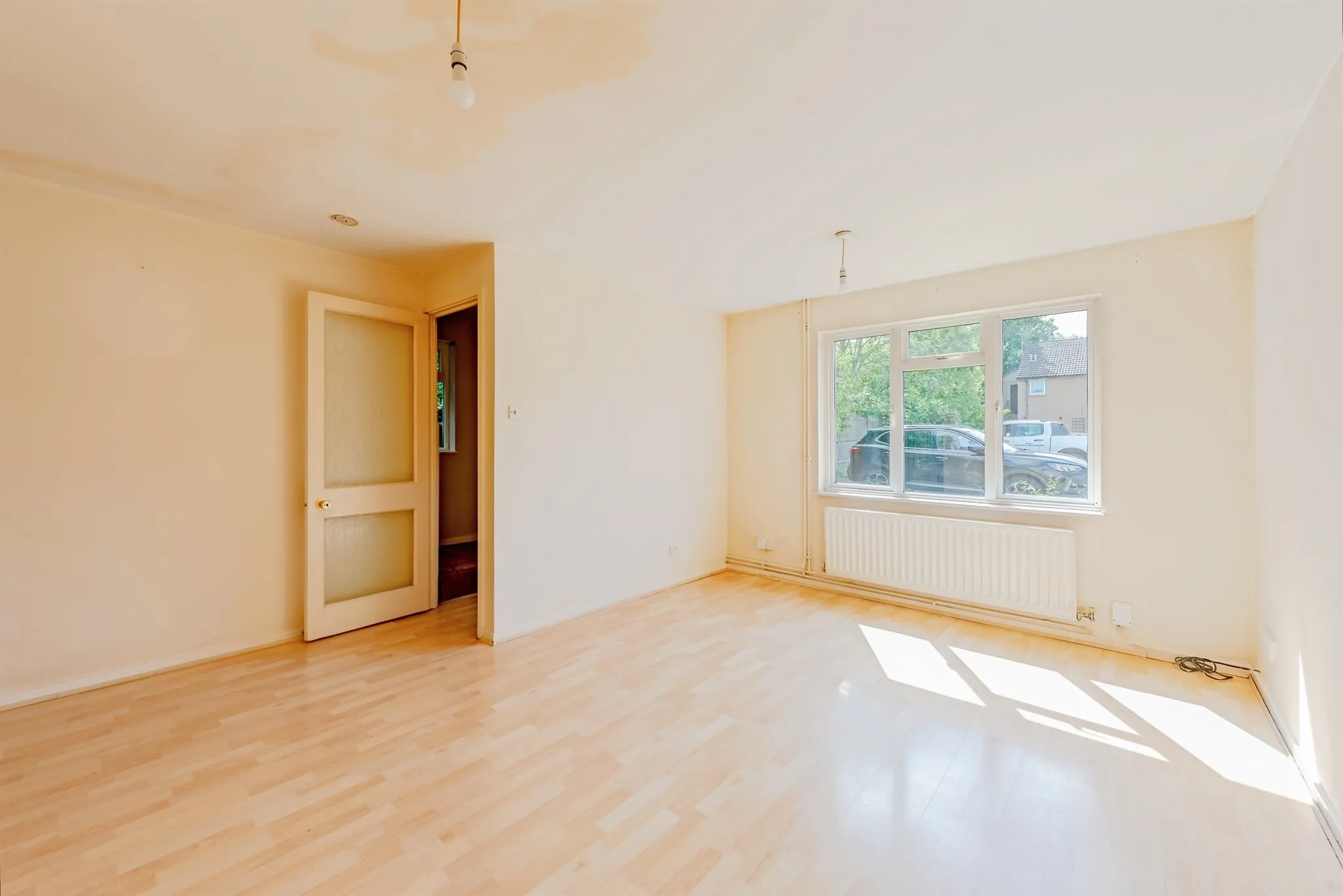 4 bed Detached