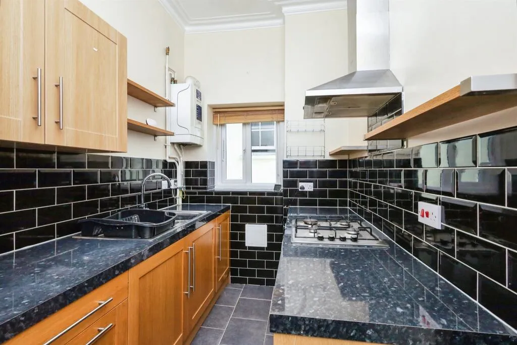 2 bed Apartment
