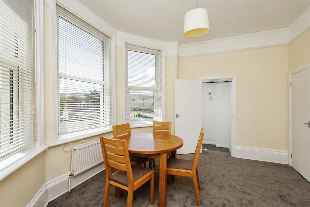 2 bed Apartment