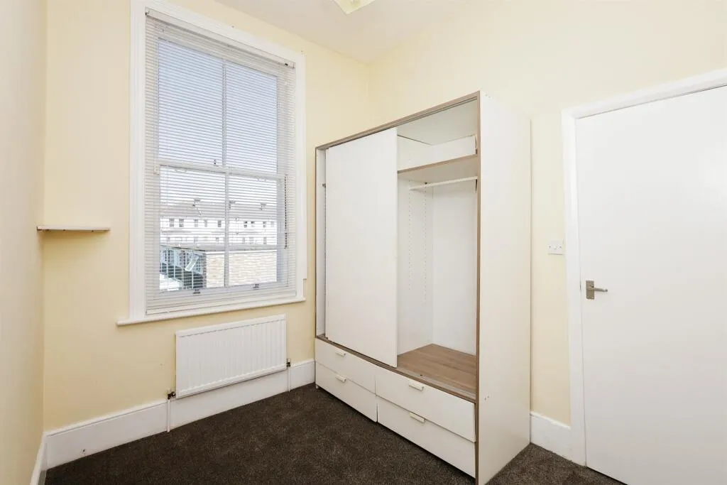 2 bed Apartment