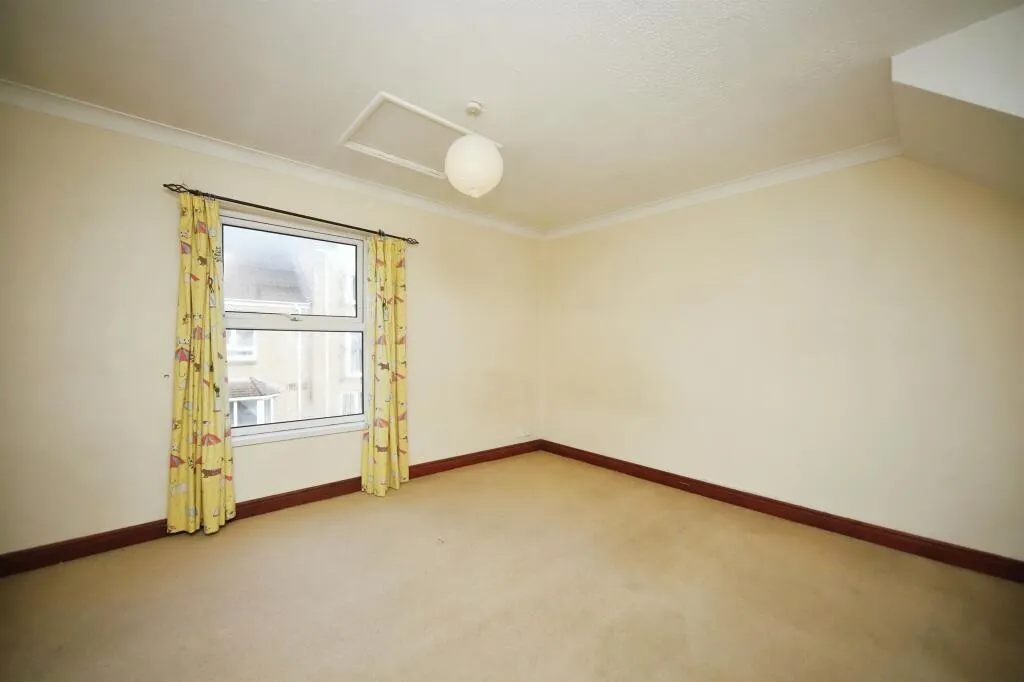 3 bed Terraced