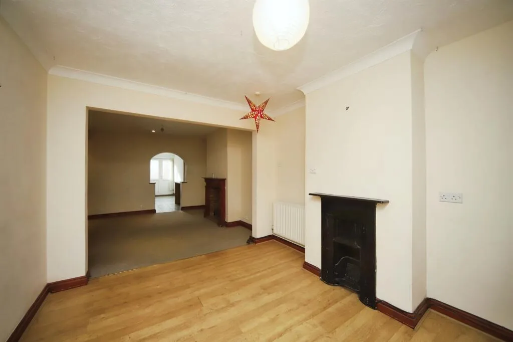 3 bed Terraced