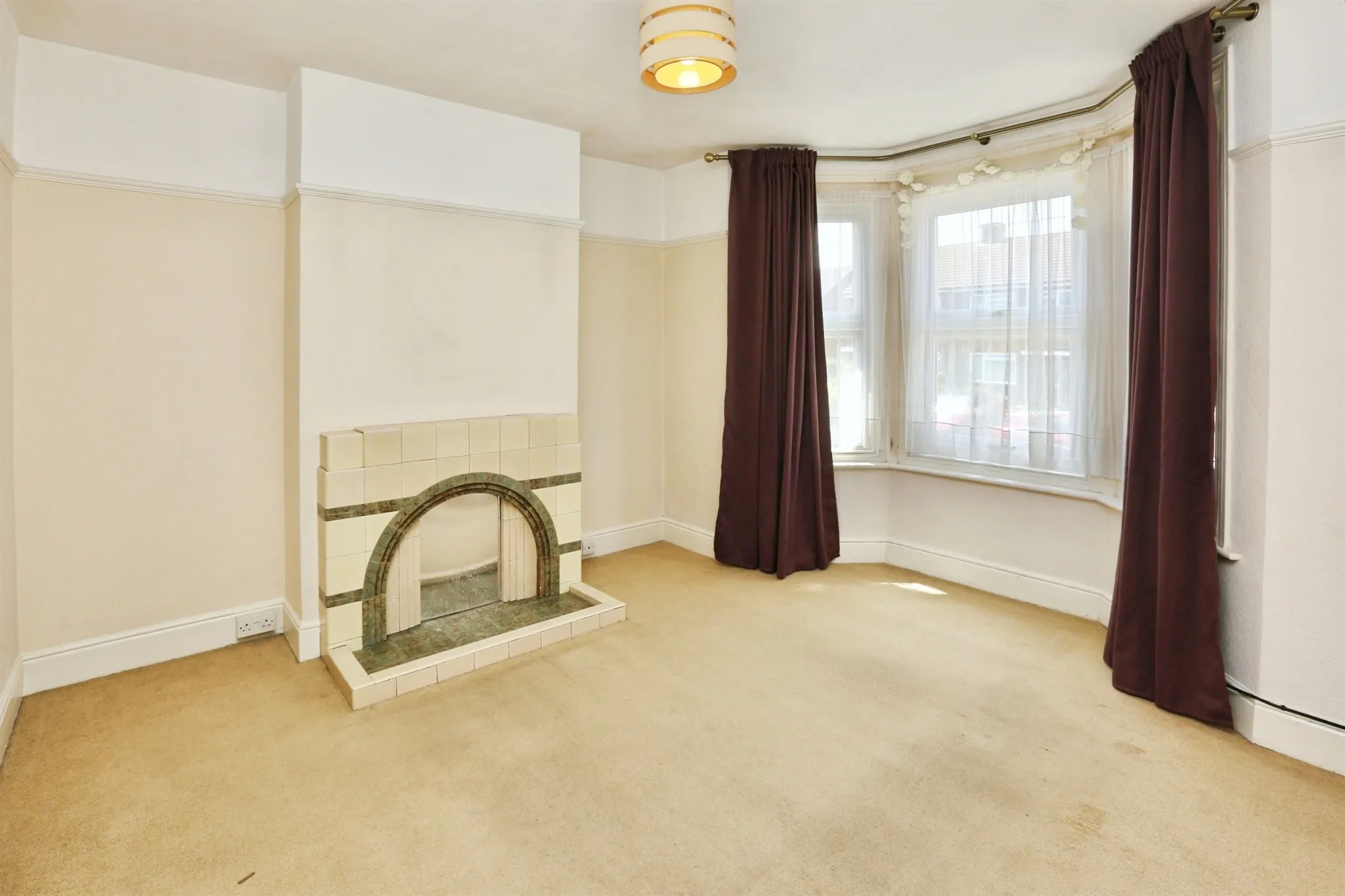 3 bed Semi-Detached