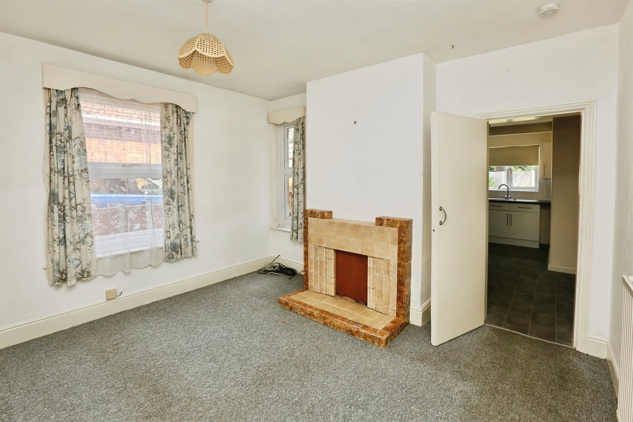3 bed Semi-Detached