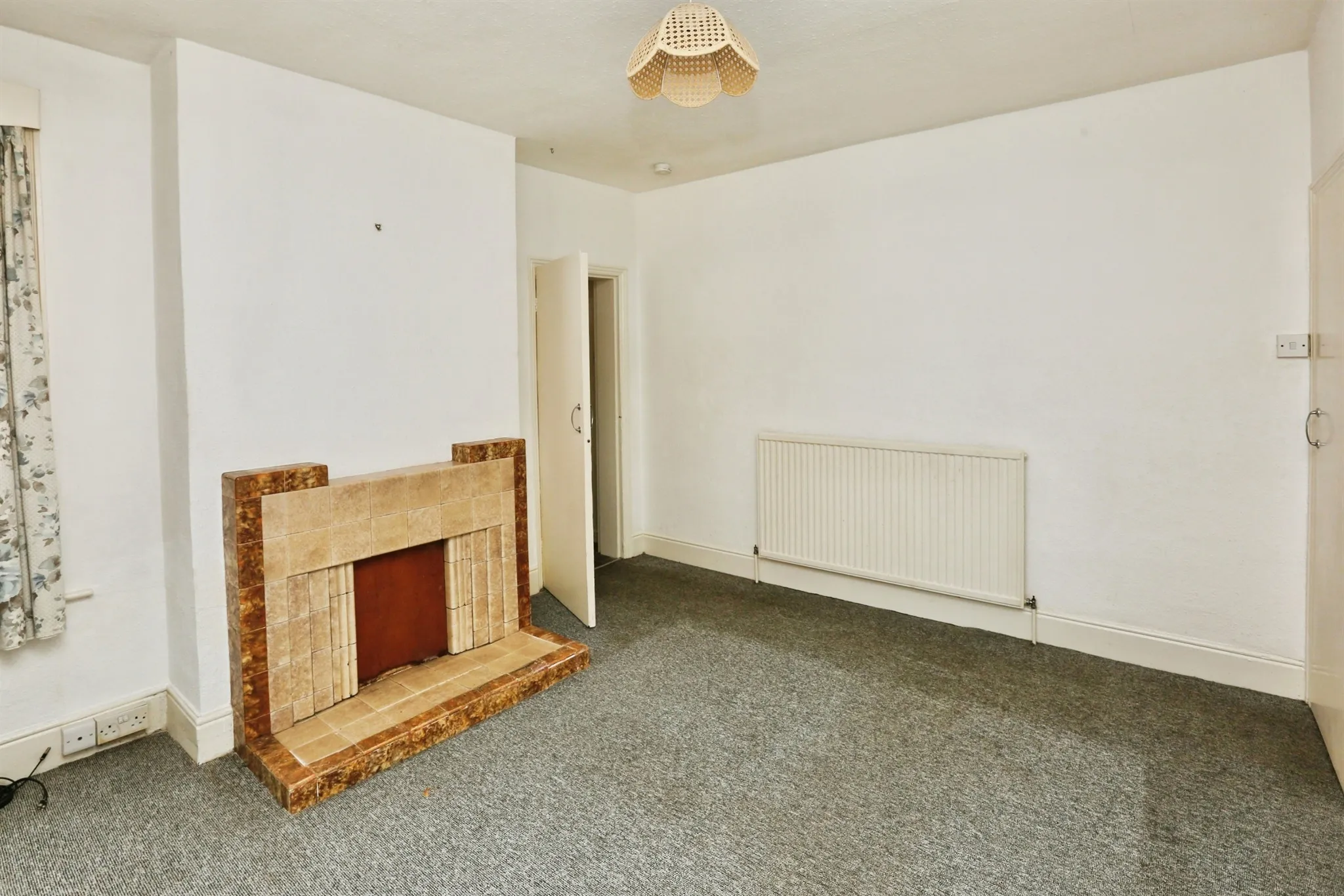 3 bed Semi-Detached