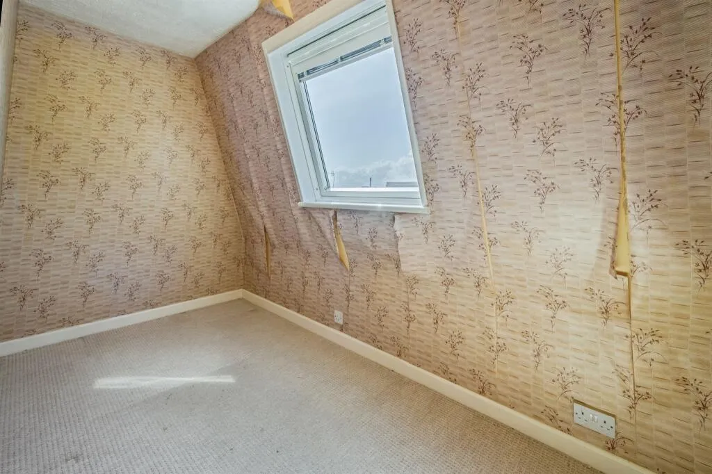 4 bed Terraced