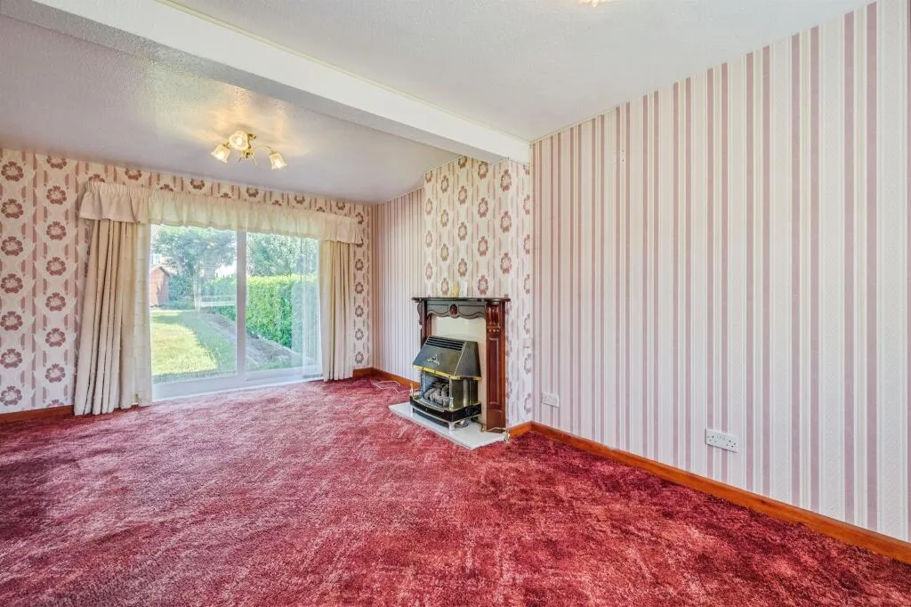 4 bed Terraced