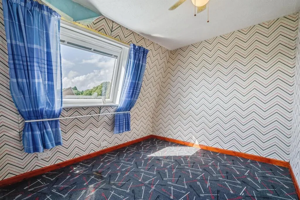 4 bed Terraced