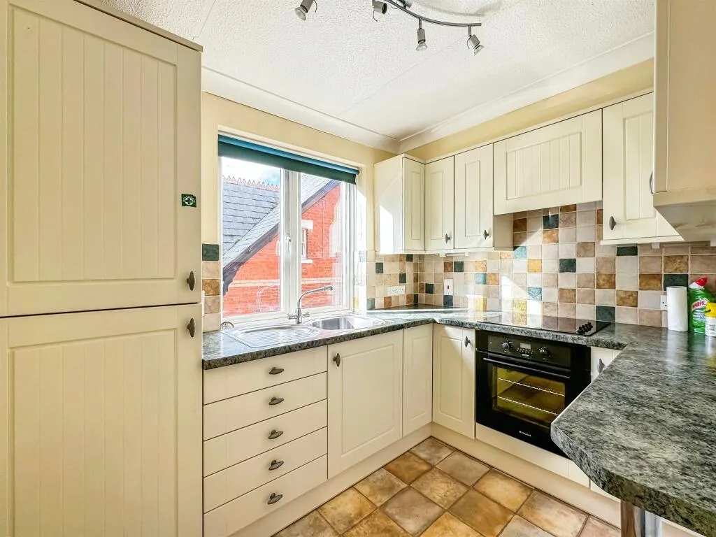 1 bed Apartment