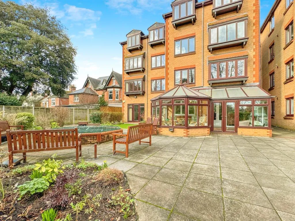 1 bed Apartment