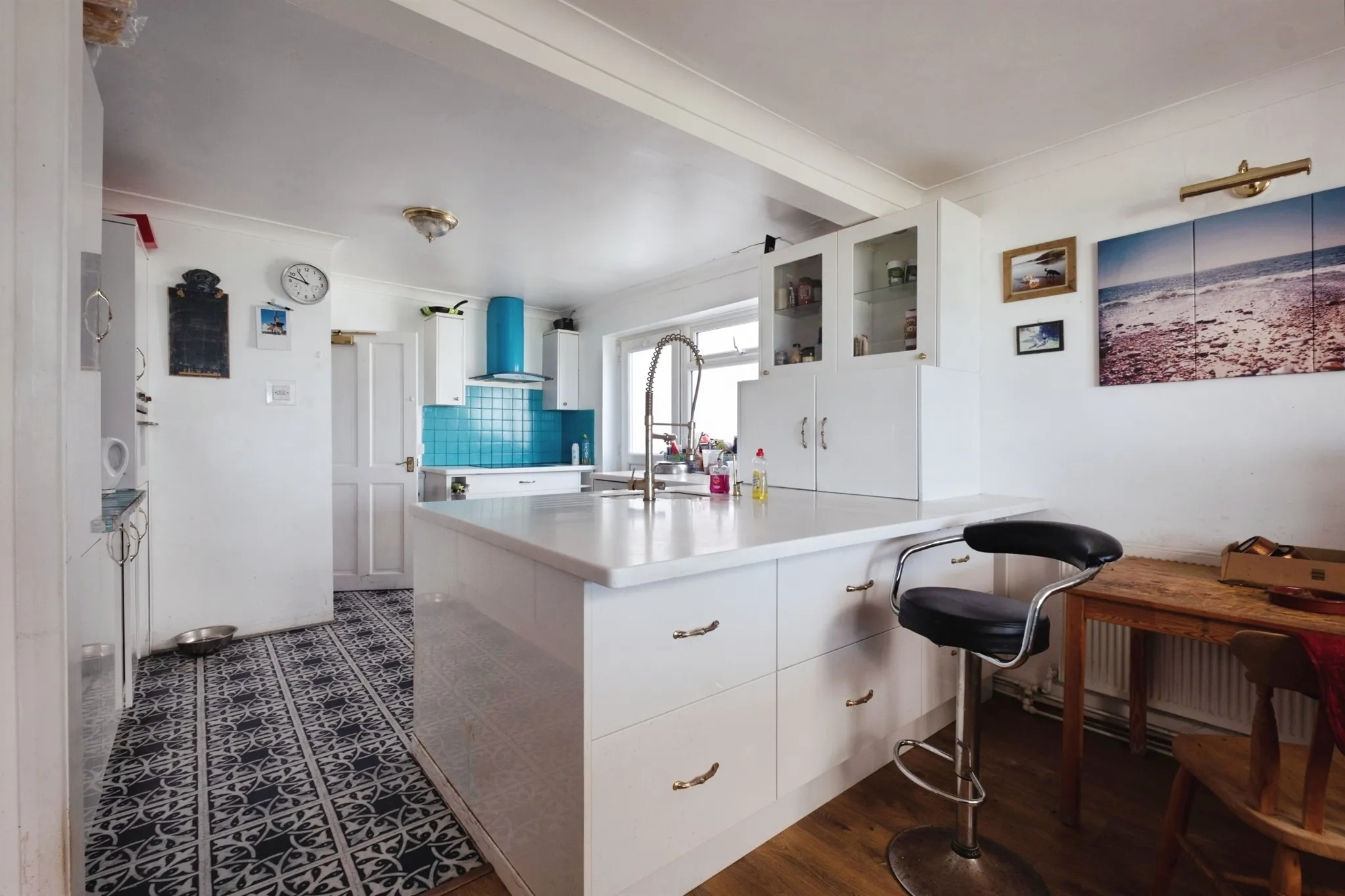 4 bed Semi-Detached