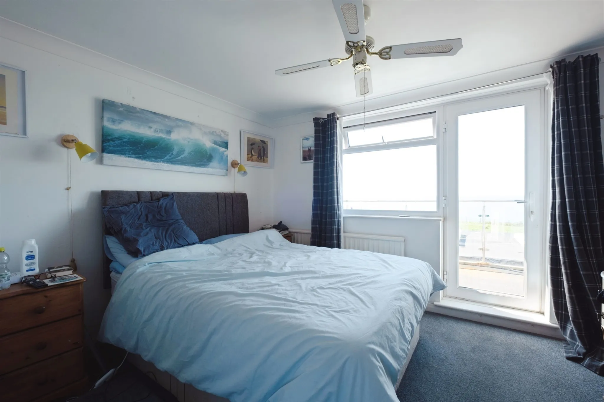 4 bed Semi-Detached