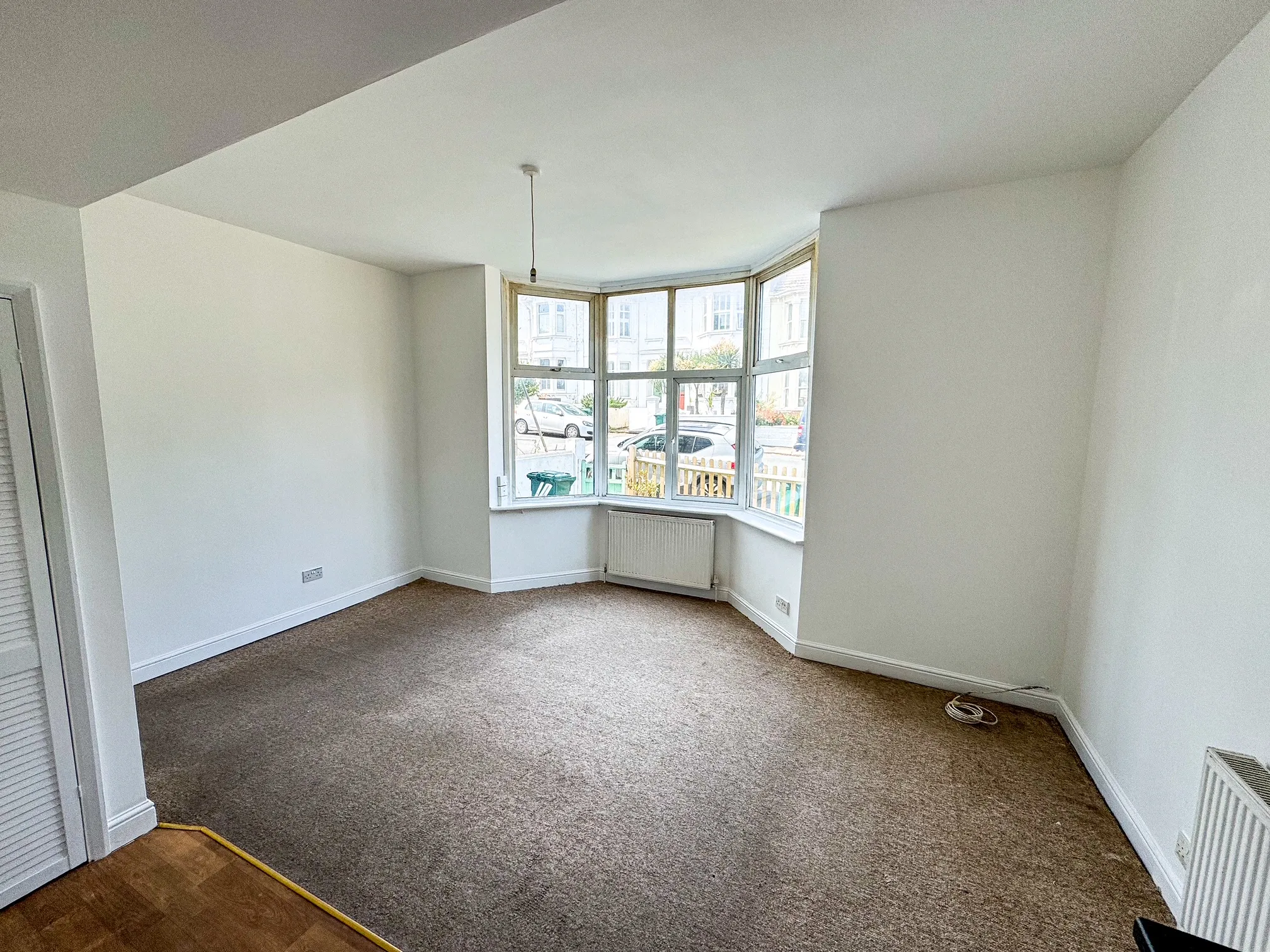1 bed Ground Flat