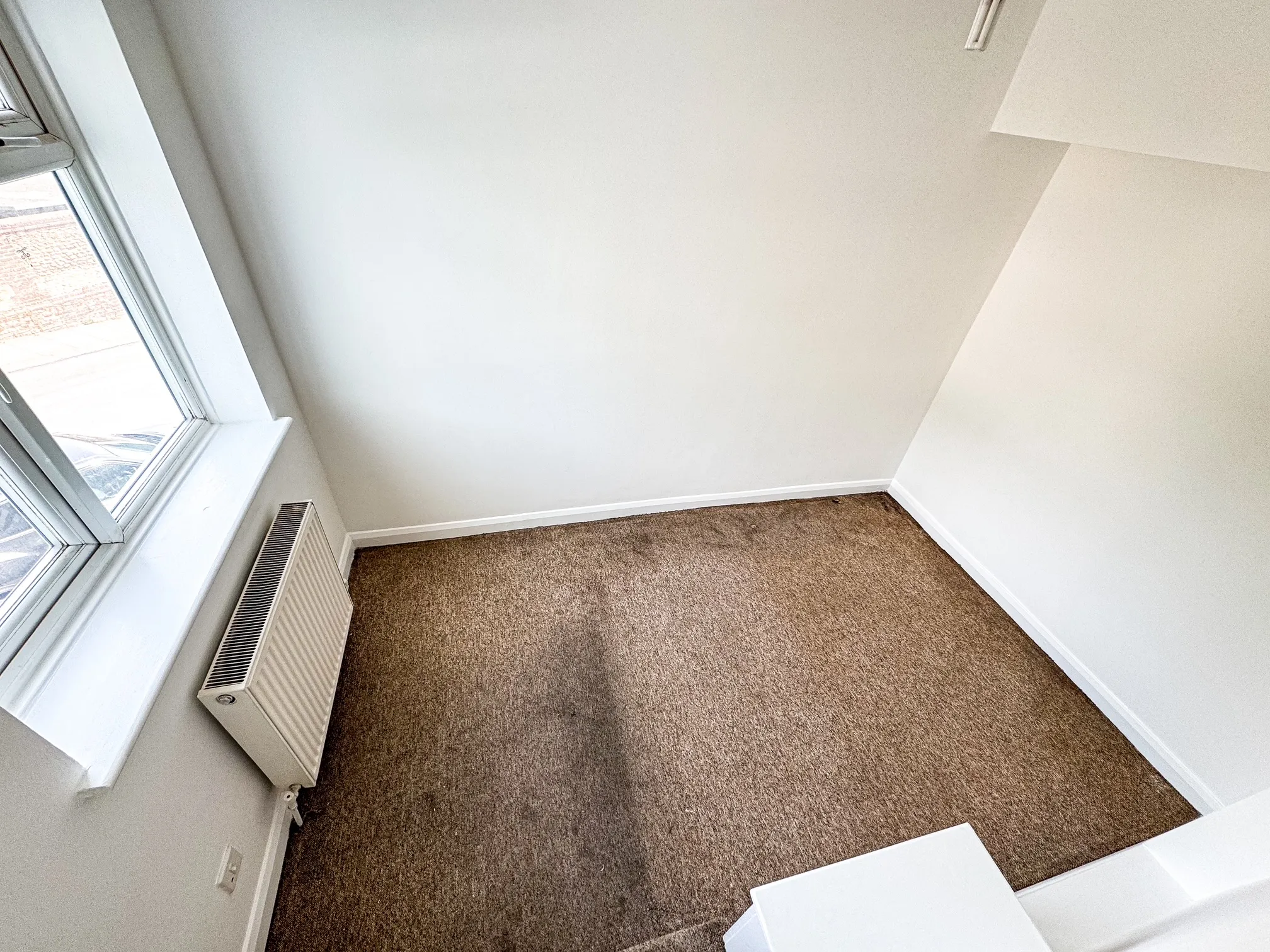 1 bed Ground Flat
