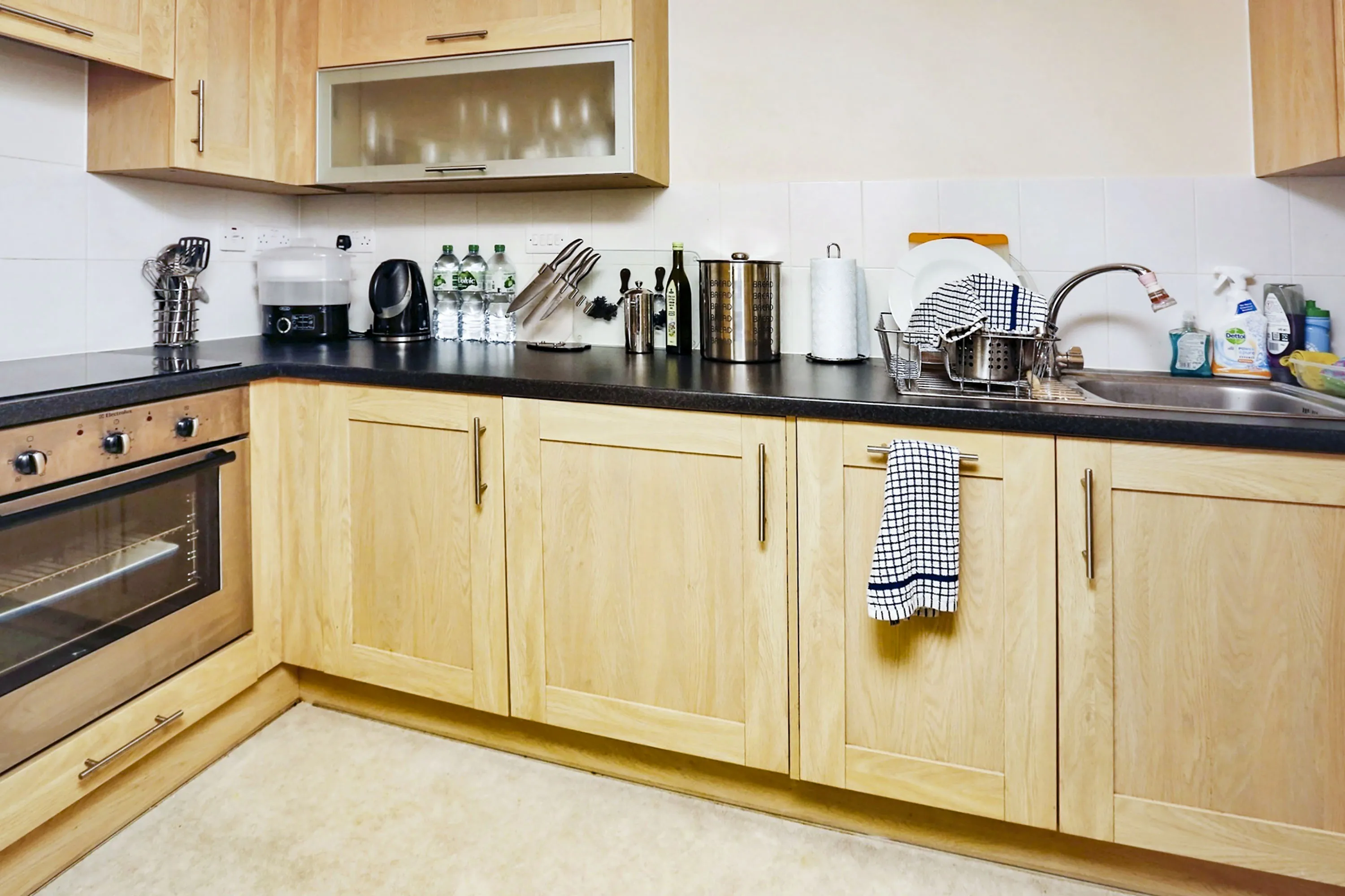 1 bed Ground Flat