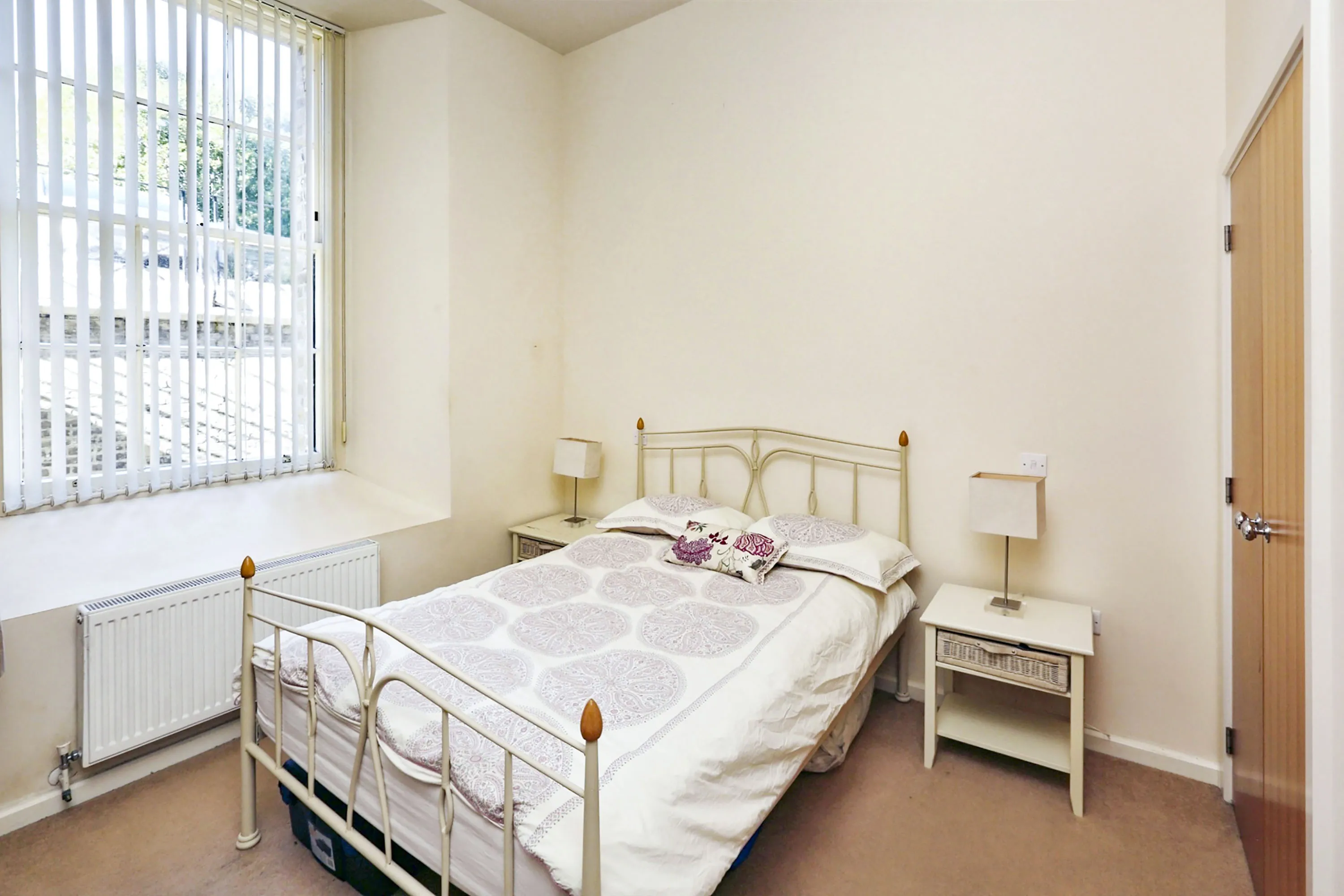 1 bed Ground Flat