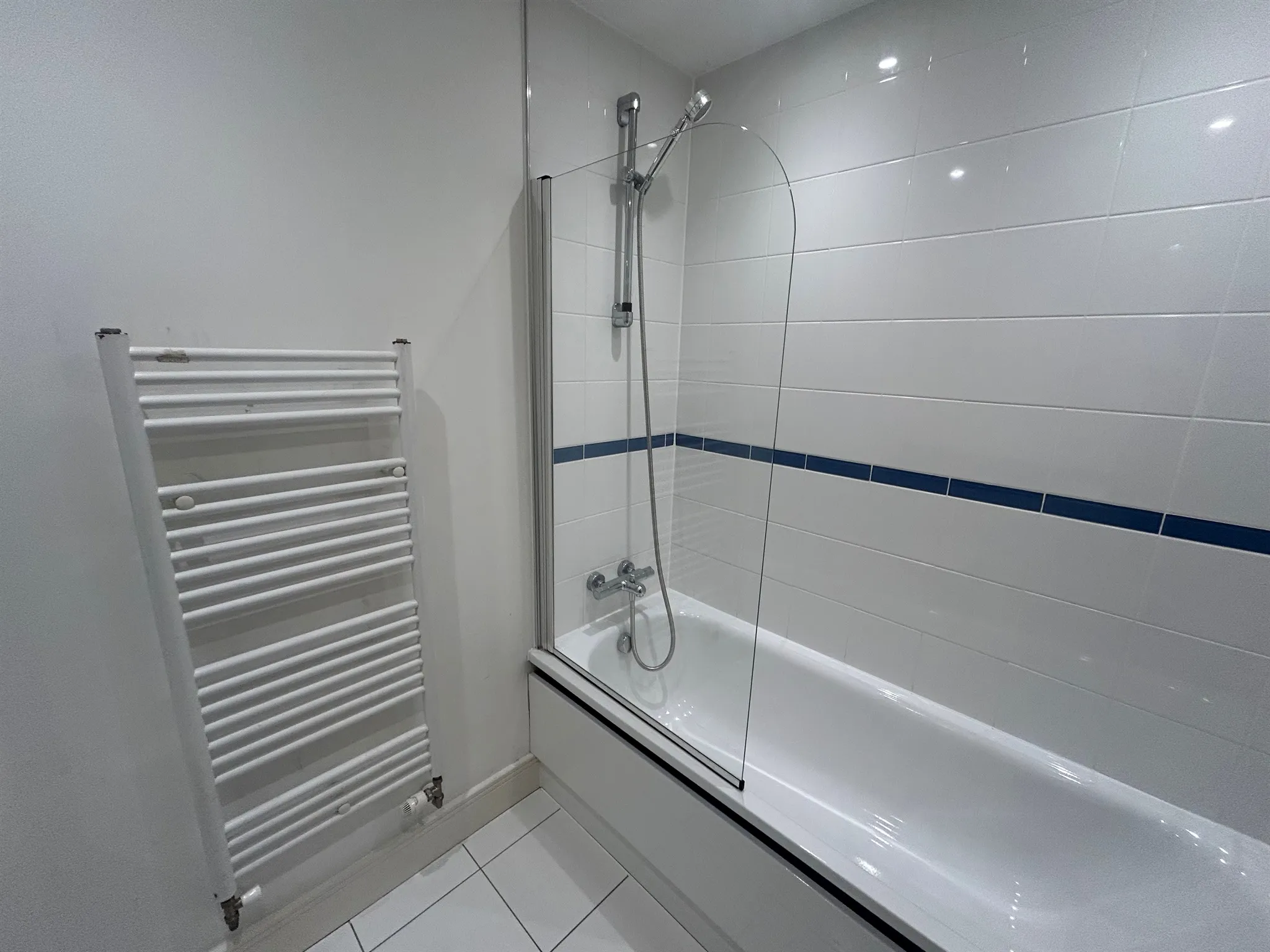 3 bed End of Terrace