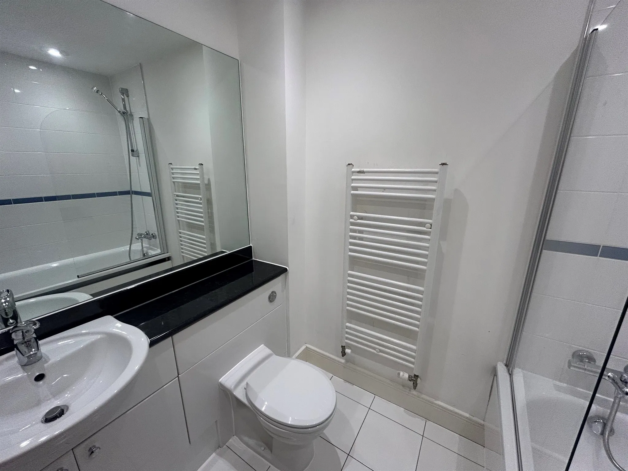 3 bed End of Terrace