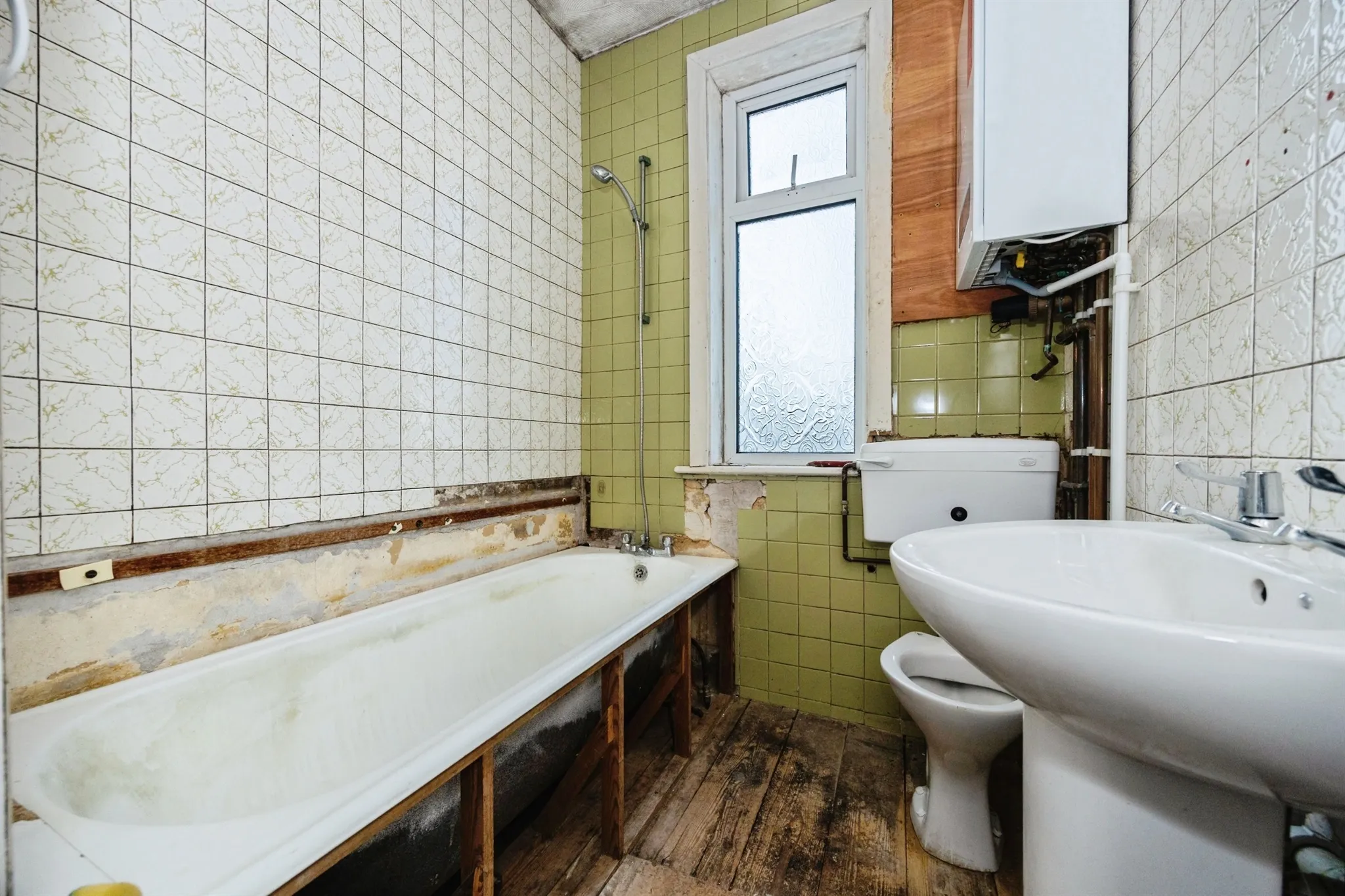 3 bed Semi-Detached