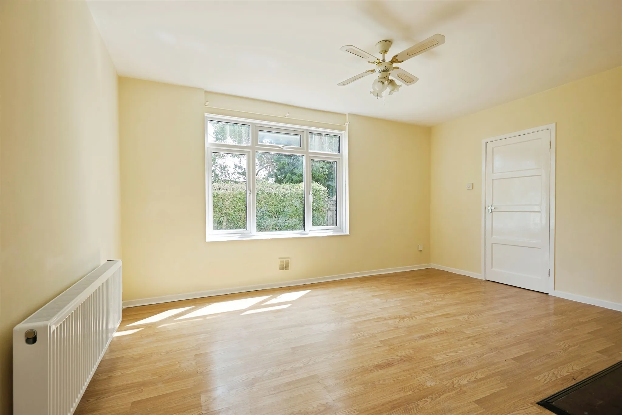 4 bed Terraced
