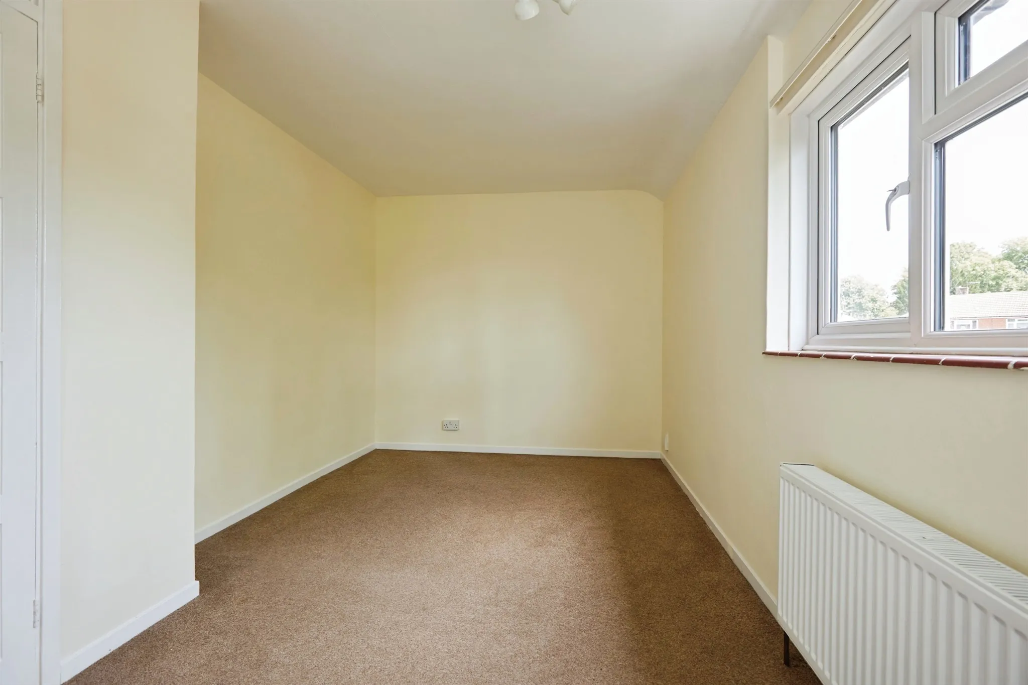 4 bed Terraced