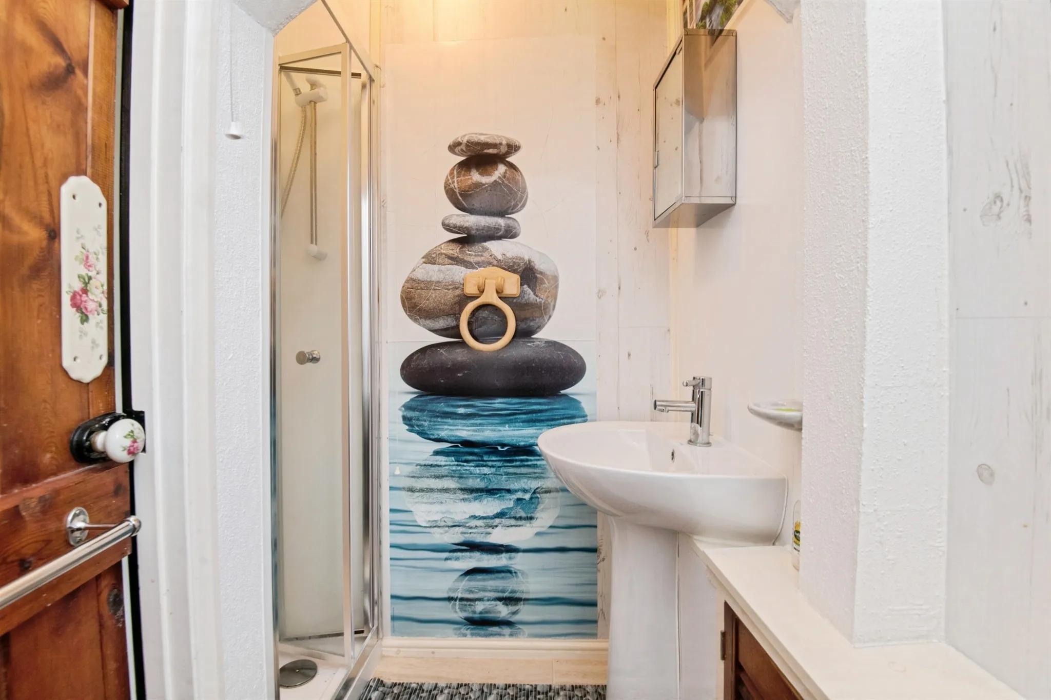 2 bed Character Property