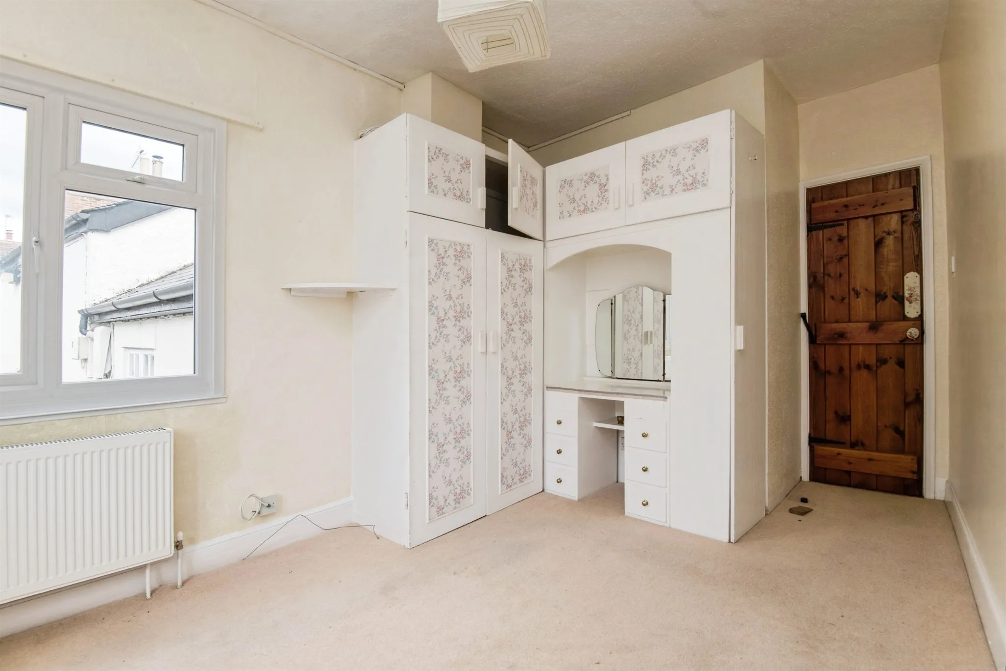 2 bed Character Property