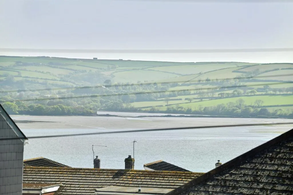 2 bed End of Terrace