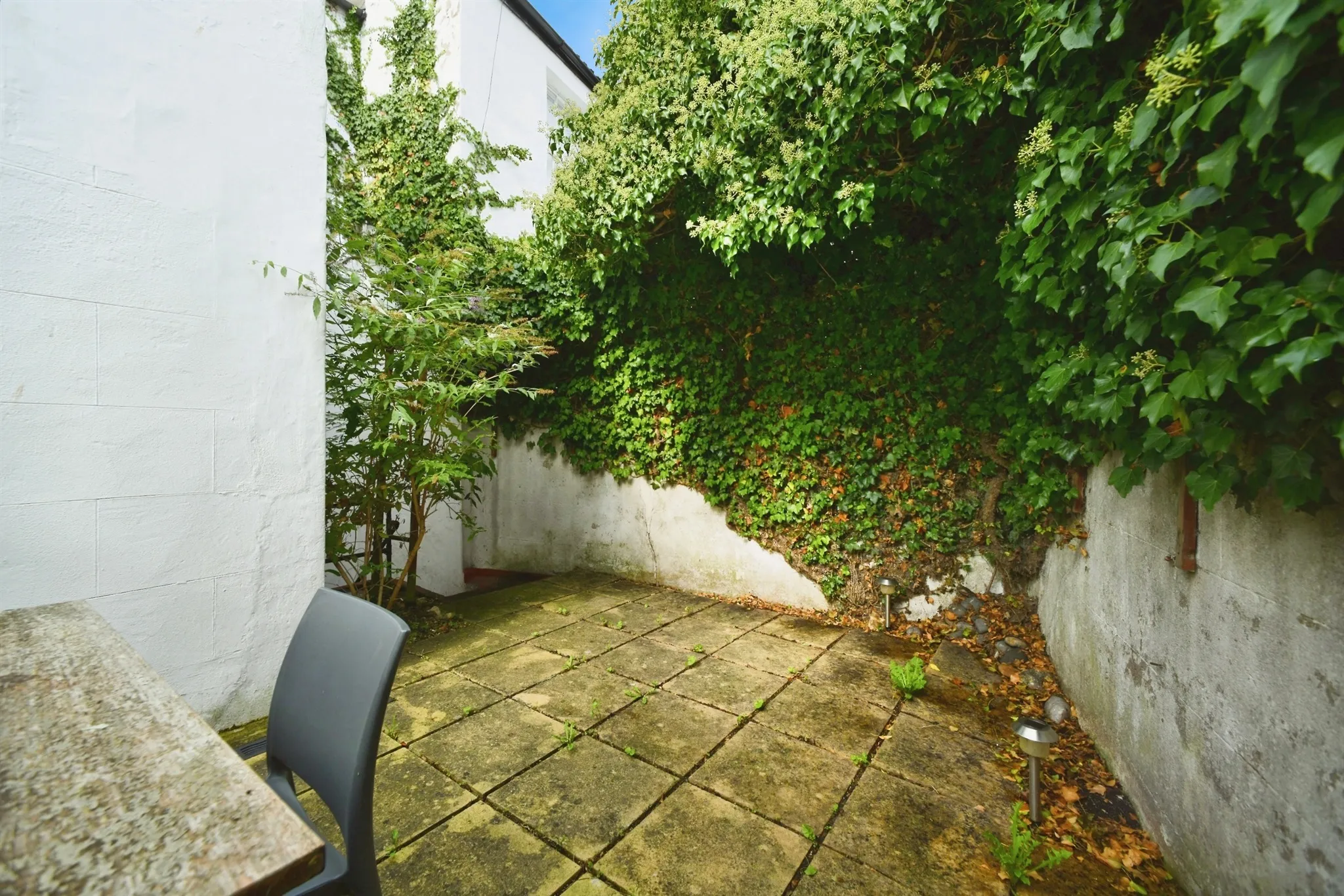 5 bed Terraced