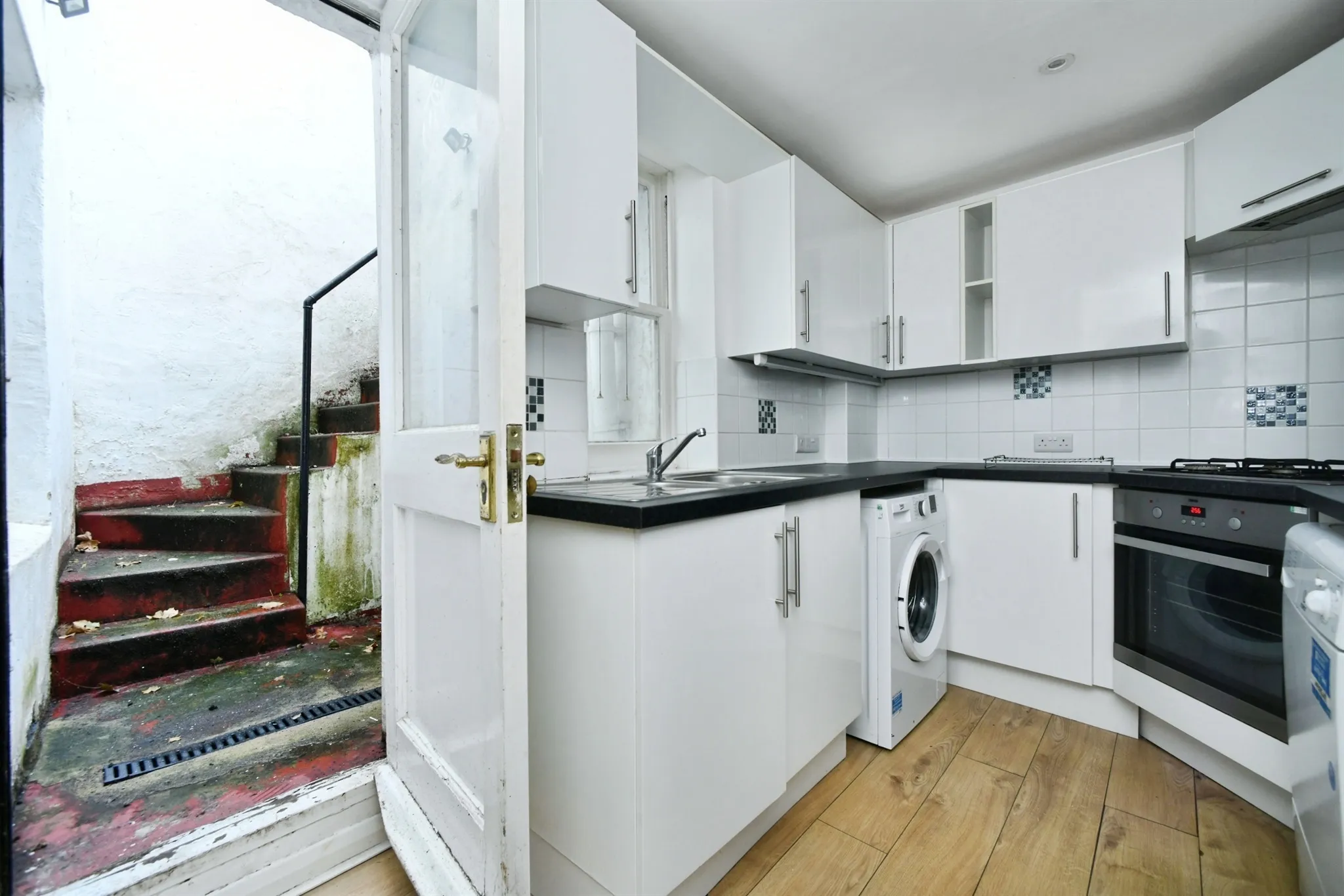 5 bed Terraced