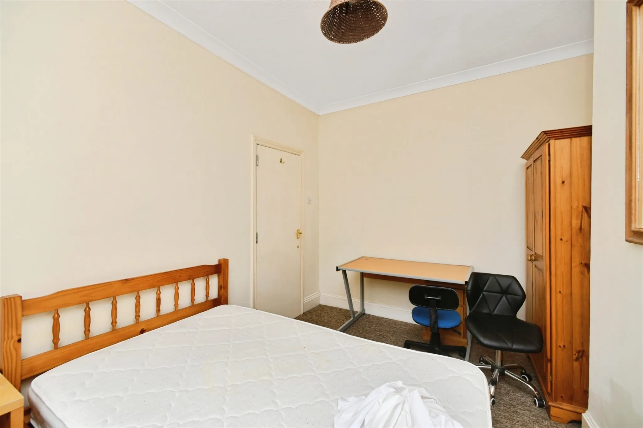 5 bed Terraced