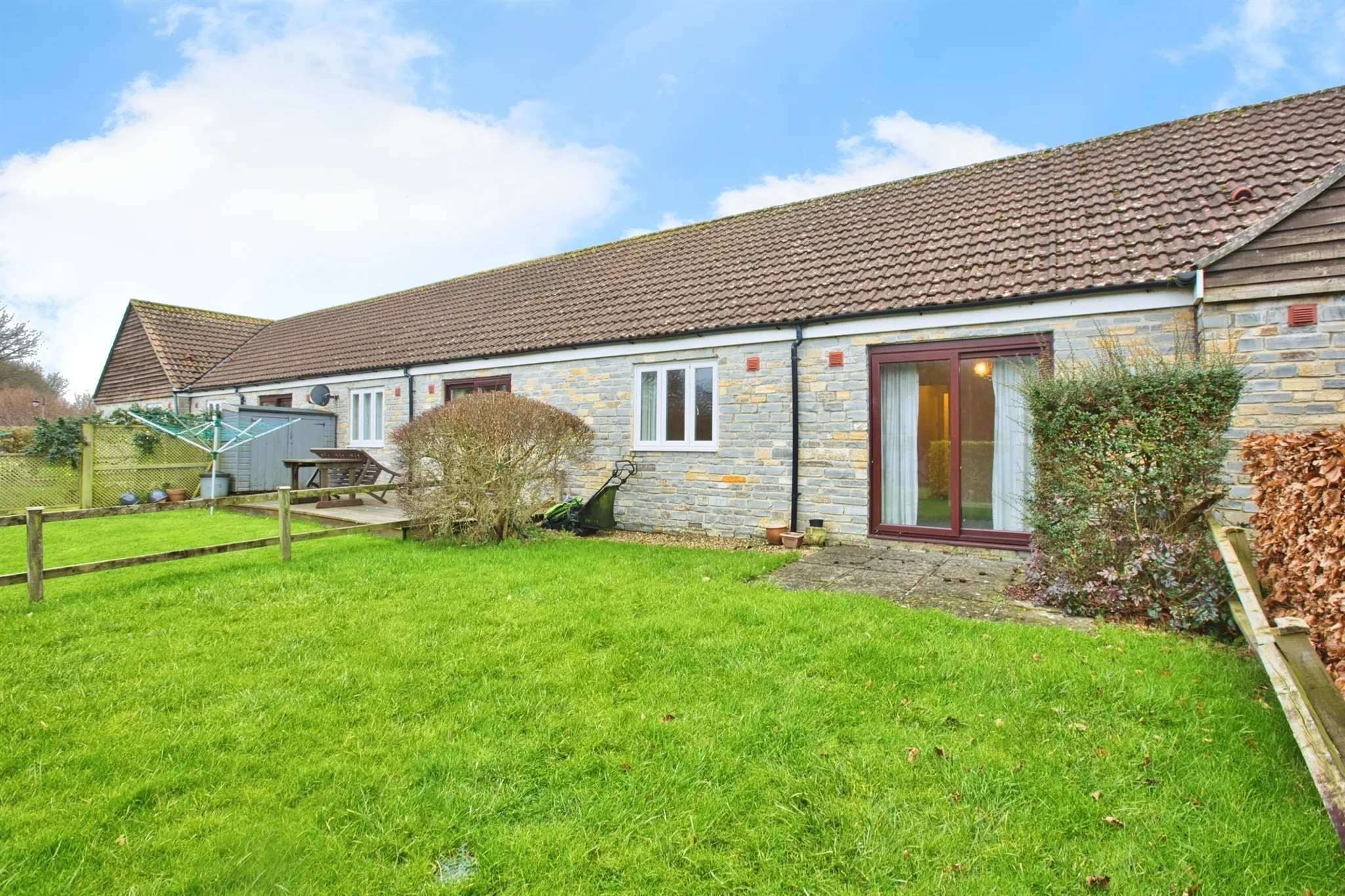 2 bed Detached