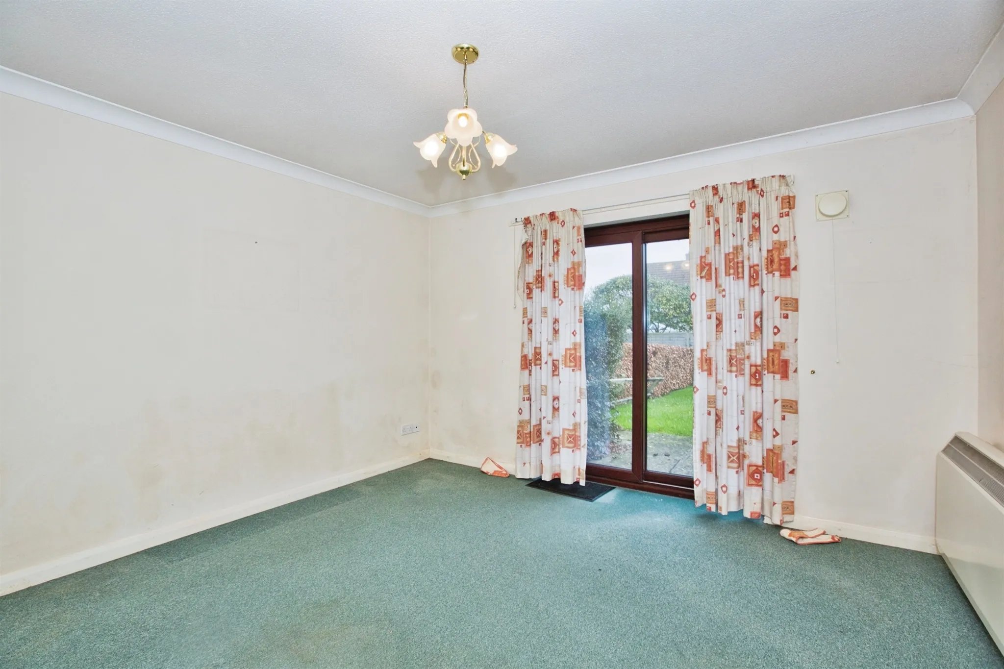 2 bed Detached