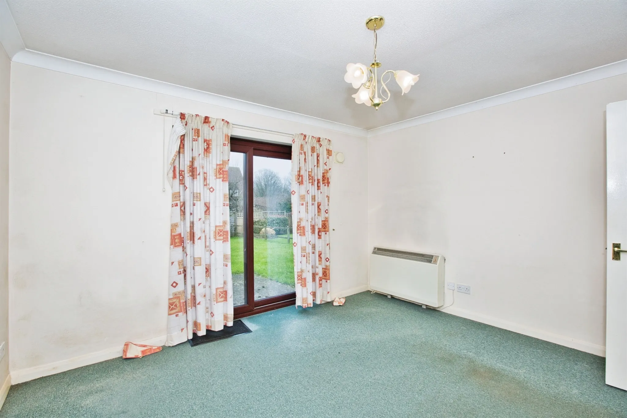 2 bed Detached